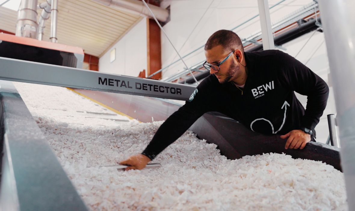 Entire JACKODUR® and JACKOBOARD® portfolio now also available with REDcert² certification