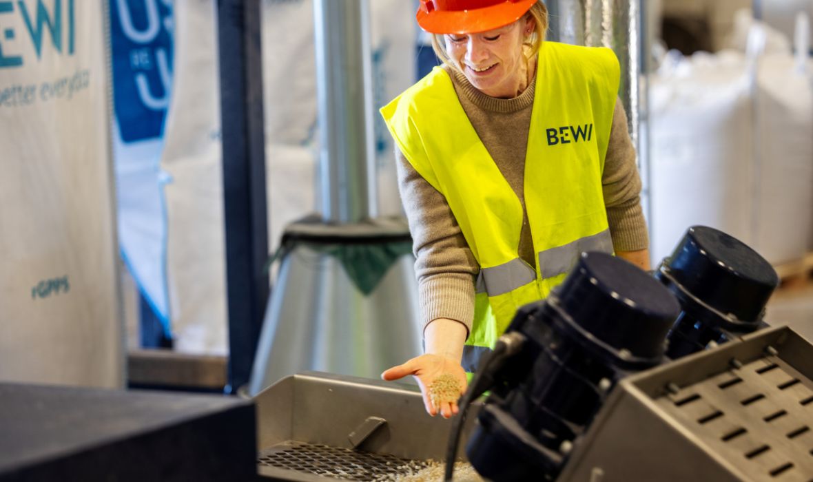 Entire JACKODUR® and JACKOBOARD® portfolio now also available with REDcert² certification